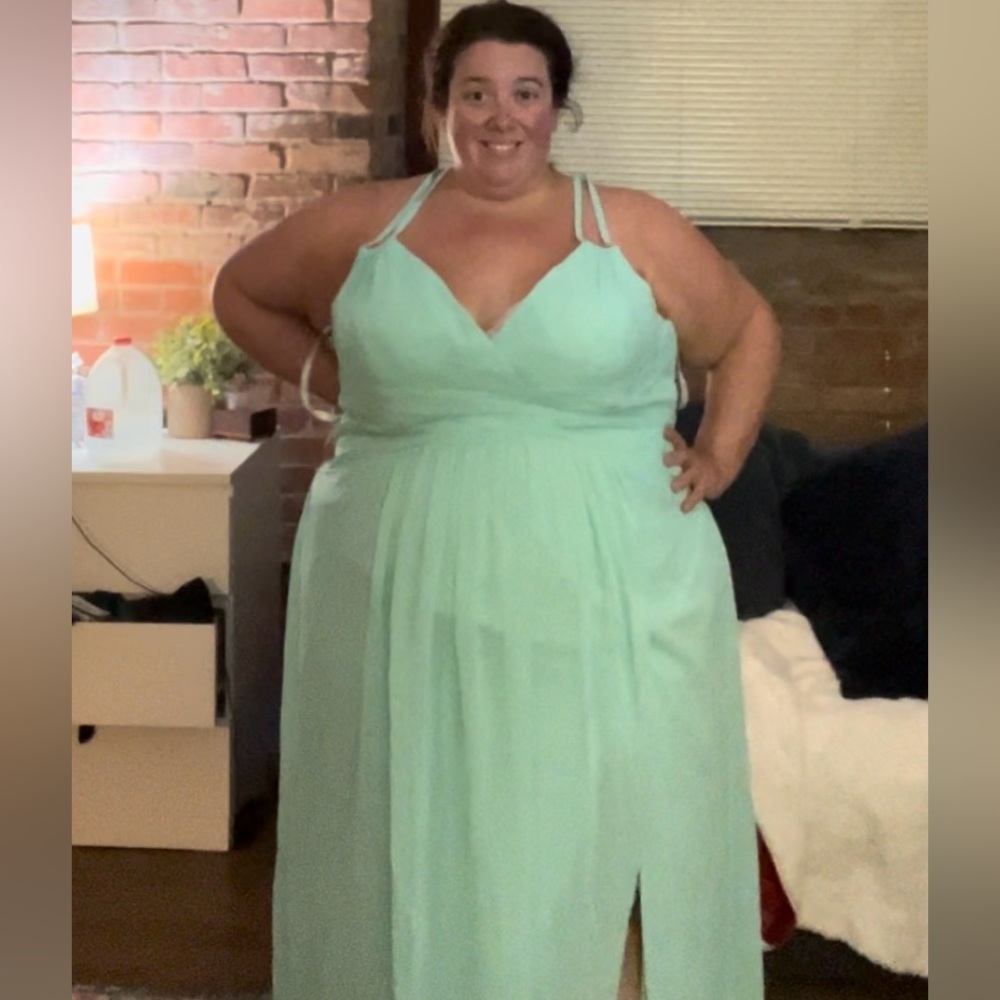 Azazie Farren dress, color Malibu, size A28 NWT